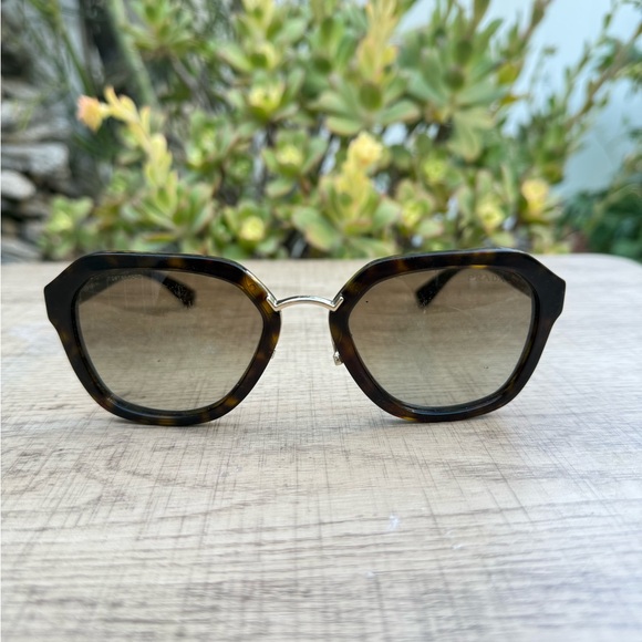 Prada womens sunglasses Prada sunglasses for women sunshades for her Women - Picture 9 of 10